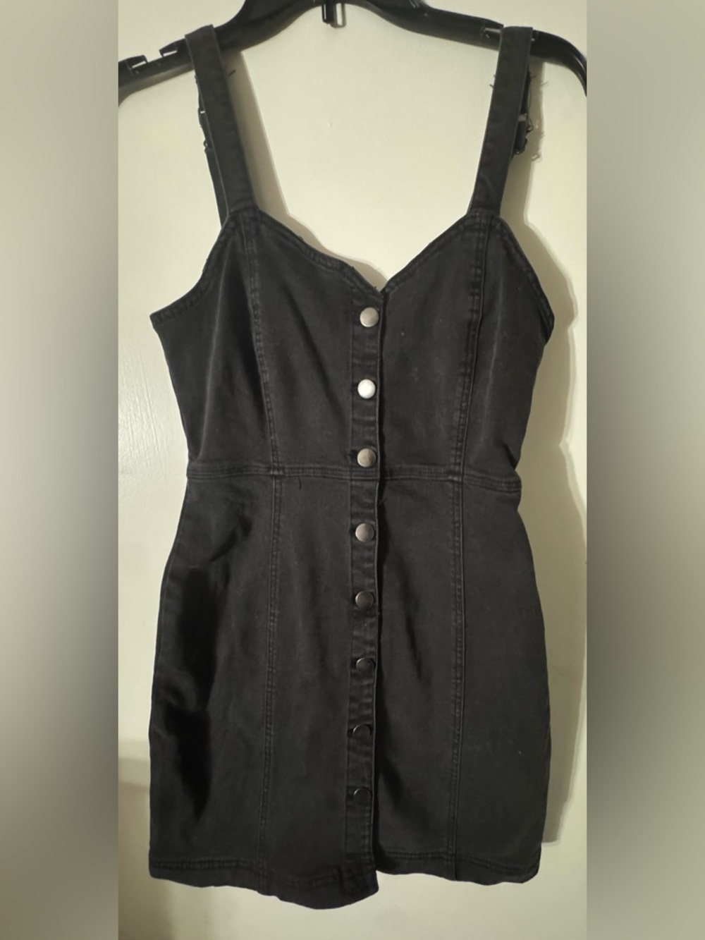 Black Button-Front Sleeveless Dress F21